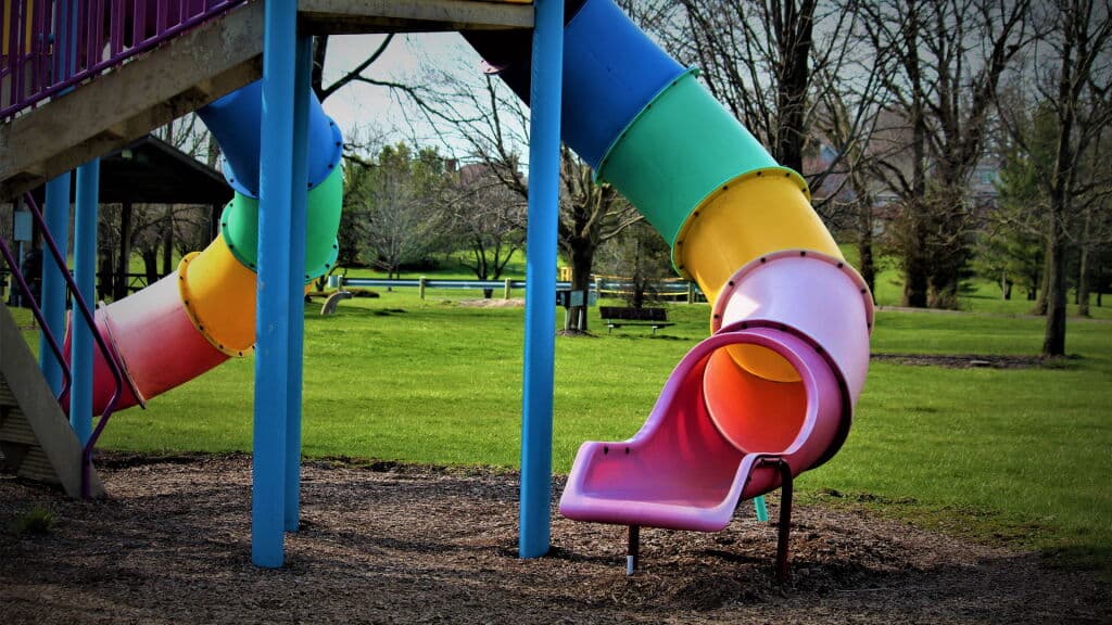 Nederlandse rechtbank behandelt ernstige kindermisbruikzaak